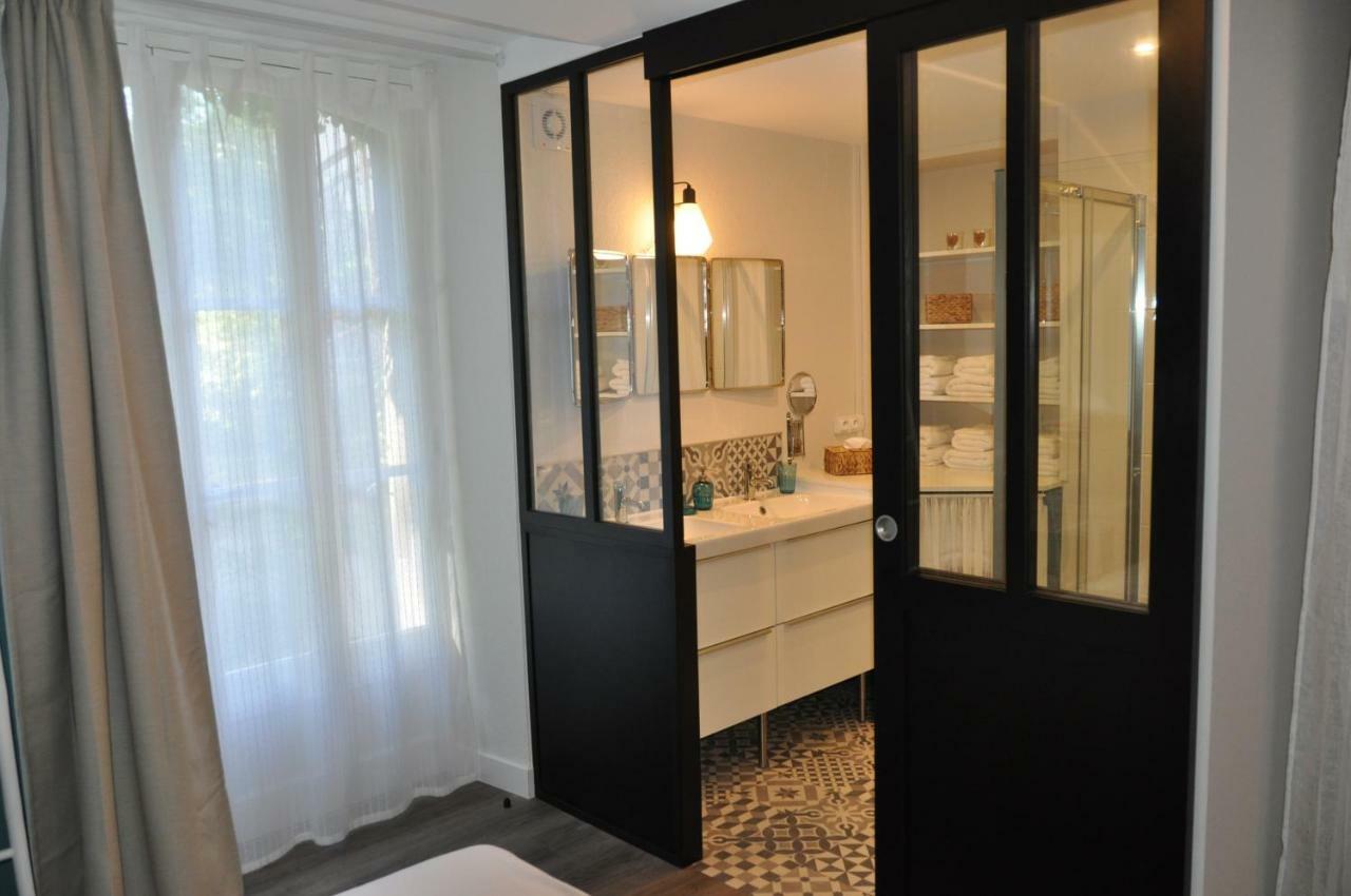 Hotel Au Rez De Jardin Cholet Exteriér fotografie