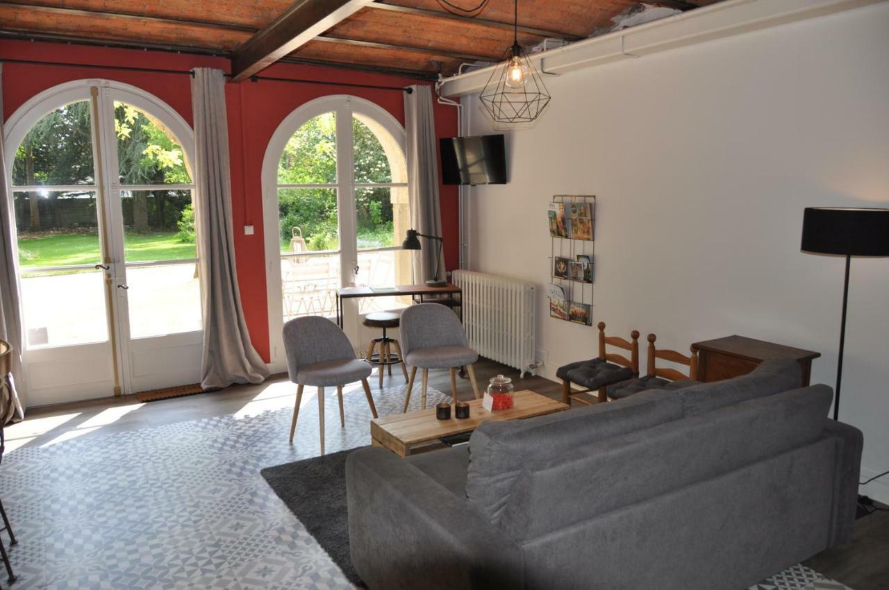 Hotel Au Rez De Jardin Cholet Exteriér fotografie