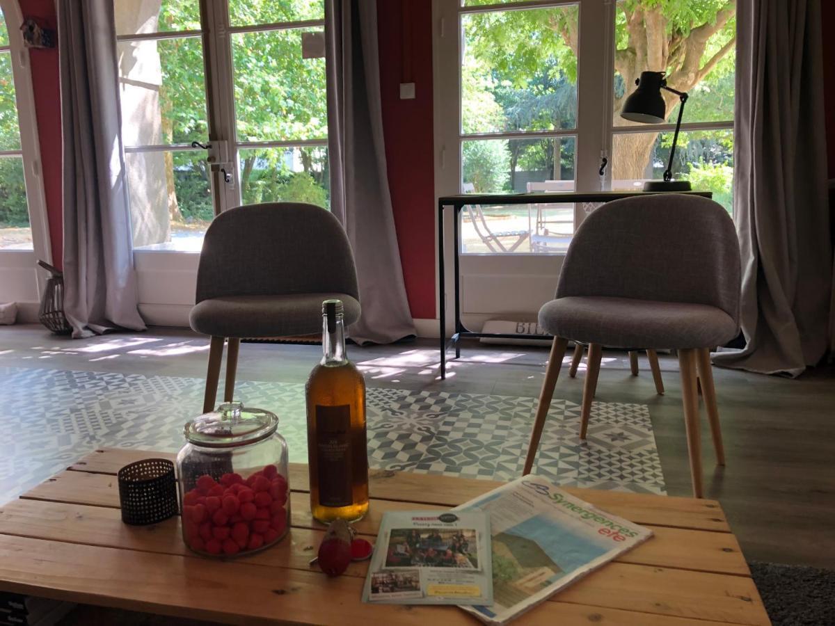 Hotel Au Rez De Jardin Cholet Exteriér fotografie