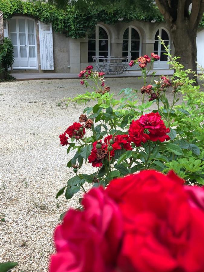 Hotel Au Rez De Jardin Cholet Exteriér fotografie